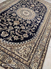 Charger l'image dans la galerie, TAPIS NAIN FAIT MAIN n°4503_244×153