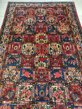 Charger l'image dans la galerie, Tapis Bakhtiar tissé main n°609_245×150
