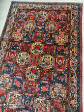 Charger l'image dans la galerie, Tapis Bakhtiar tissé main n°609_245×150