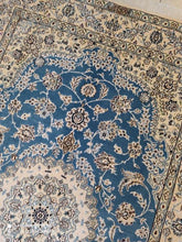 Charger l'image dans la galerie, Tapis Nain fait main n°19333_248×155