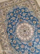 Charger l'image dans la galerie, Tapis Nain fait main n°19333_248×155