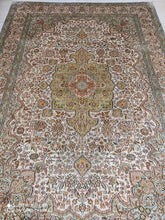 Charger l'image dans la galerie, Tapis Cachemire soie tissé main n°8_251×170