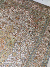 Charger l'image dans la galerie, Tapis Cachemire soie tissé main n°8_251×170