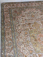 Charger l'image dans la galerie, Tapis Cachemire soie tissé main n°8_251×170