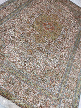 Charger l'image dans la galerie, Tapis Cachemire soie tissé main n°8_251×170