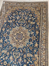 Charger l'image dans la galerie, Tapis Nain fait main n°4524_253×157
