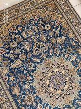 Charger l'image dans la galerie, Tapis Nain fait main n°4524_253×157