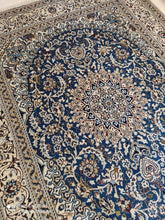 Charger l'image dans la galerie, Grand Tapis Nain noué main n°3498_253×190