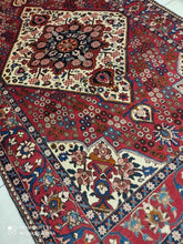Charger l'image dans la galerie, Tapis Bakhtiar fait main n°8201_256×159