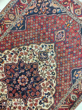 Charger l'image dans la galerie, Tapis Antique Bakhtiar fait main n°11103_262×158
