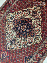 Charger l'image dans la galerie, Tapis Antique Bakhtiar fait main n°11103_262×158