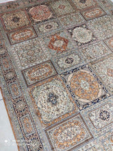 Charger l'image dans la galerie, Tapis Cachemire soie tissé main n°33_270×189