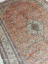 Charger l'image dans la galerie, Tapis Cachemire soie noué main n°16_277×190