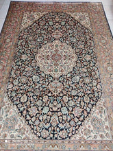 Charger l'image dans la galerie, Tapis Cachemire soie noué main n°12_282×185
