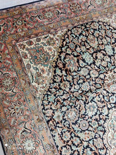 Charger l'image dans la galerie, Tapis Cachemire soie noué main n°12_282×185