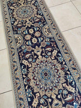 Charger l'image dans la galerie, TAPIS Nain tissé main n°3528_288×65