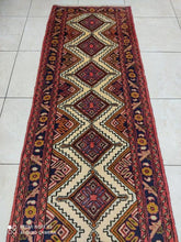 Charger l'image dans la galerie, Tapis Hamedan tissé main n°11657P_288×77