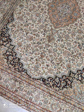 Charger l'image dans la galerie, Tapis Cachemire soie tissé main n°5_290×205
