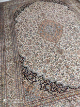 Charger l'image dans la galerie, Tapis Cachemire soie tissé main n°5_290×205