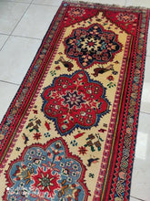 Charger l'image dans la galerie, Tapis Ghachgai fait main n°13715_300×83