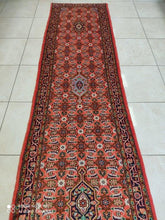 Charger l'image dans la galerie, Tapis Bidjard fait main n°13518_303×78