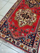 Charger l'image dans la galerie, Tapis Ghachghai tissé main n°10242_305×80