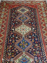 Charger l'image dans la galerie, Grand Tapis Yalameh fait main n°11374_308×208