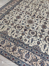 Charger l'image dans la galerie, Grand Tapis Nain Chichla fait main n°9826_314×217