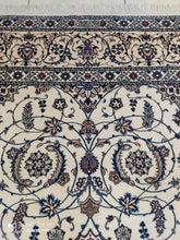 Charger l'image dans la galerie, Grand Tapis Nain Chichla fait main n°9826_314×217