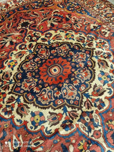 Charger l'image dans la galerie, Grand Tapis Antique Bakhtiar fait main n°14393_348×268
