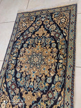 Charger l'image dans la galerie, Tapis Nain fait main n°4491_389×60