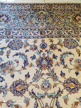 Charger l'image dans la galerie, Grand tapis Kachan noué main n°6900_402×300