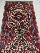 Charger l'image dans la galerie, Tapis Malayer noué main n°15463_430×85