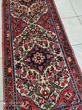 Charger l'image dans la galerie, Tapis Malayer noué main n°15463_430×85