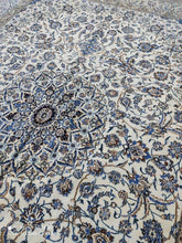Charger l'image dans la galerie, Grand Tapis Nain fait main n°4269_503×345