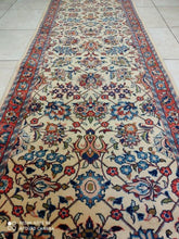 Charger l'image dans la galerie, Tapis Sarouk noué main n°18850_610×80