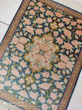 Charger l'image dans la galerie, Tapis Ghom soie fait main n°17593_75×57