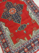 Charger l'image dans la galerie, Tapis antique Téhéran fait main n°1667_216×135
