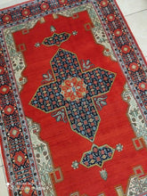 Charger l'image dans la galerie, Tapis antique Téhéran fait main n°1667_216×135