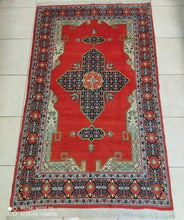 Charger l'image dans la galerie, Tapis antique Téhéran fait main n°1667_216×135