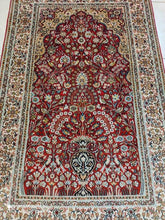 Charger l'image dans la galerie, Tapis Cachemire soie noué main n°31_152×95
