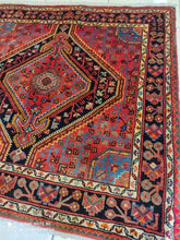 Charger l'image dans la galerie, TAPIS carré Malayer fait main n°19286_130×135