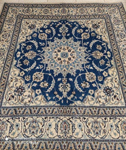 Charger l'image dans la galerie, Tapis carré Nain fait main n°13466_193×188