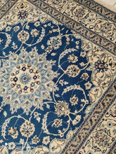 Charger l'image dans la galerie, Tapis carré Nain fait main n°13466_193×188