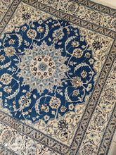 Charger l'image dans la galerie, Tapis carré Nain fait main n°13466_193×188