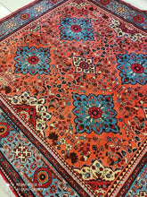 Charger l'image dans la galerie, Tapis carré Roudbar noué main n°18022_190×200