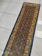 Charger l'image dans la galerie, Tapis Moud noué main n°630_186×50