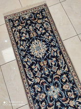 Charger l'image dans la galerie, Tapis Nain fait main n°9079_195×56
