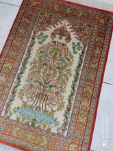 Charger l'image dans la galerie, Tapis Ghom soie noué main n°18217_115×78