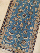 Charger l'image dans la galerie, Tapis Nain fait main n°4083_207×68